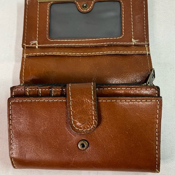 Patricia Nash Cametti trifold brown leather wallet with many compartments - Picture 9 of 13